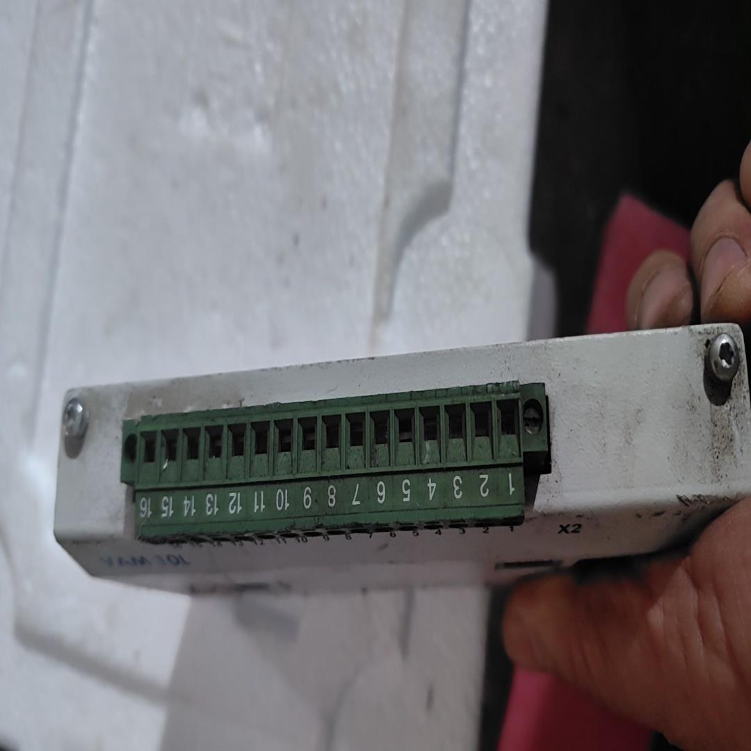 芬兰VAM10L-016114电弧光保护器 电弧保护装置一手~议价