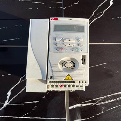 议~ACS150-01E-07A5-2 变频器1.5KW 220