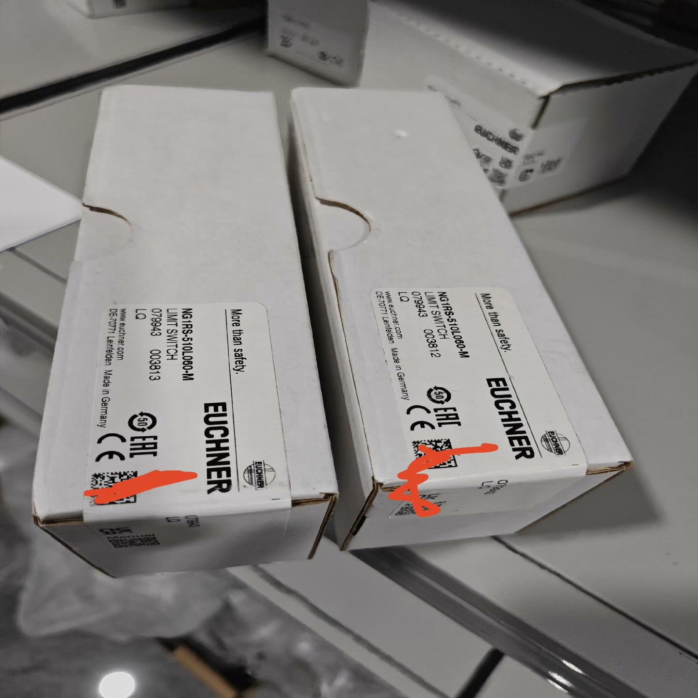 询价~NG1RS-510L060-M079943开关德国安