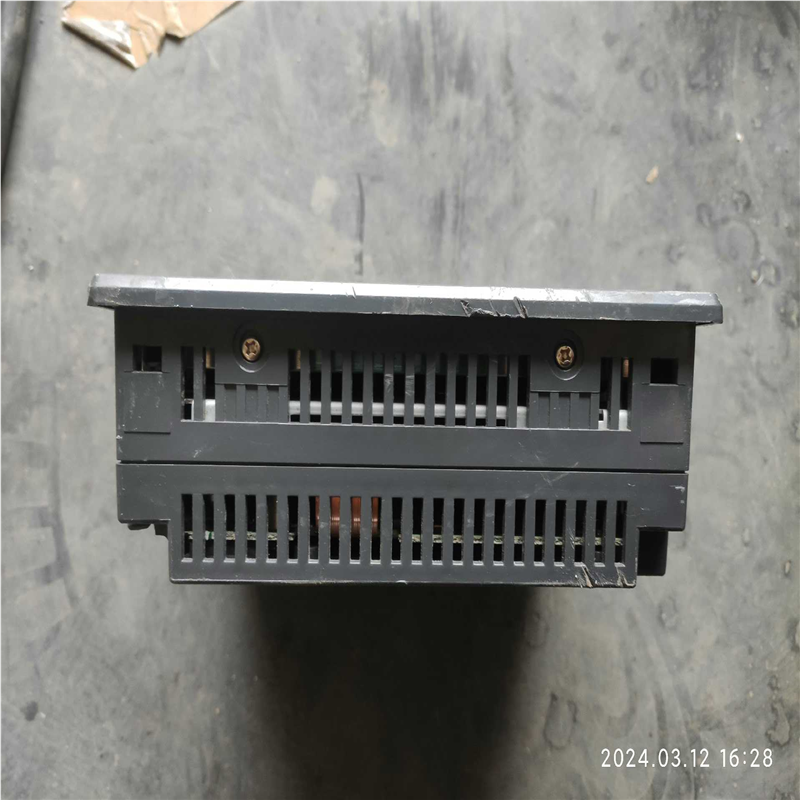 【汇生】基恩士VT2-5TB【议价】