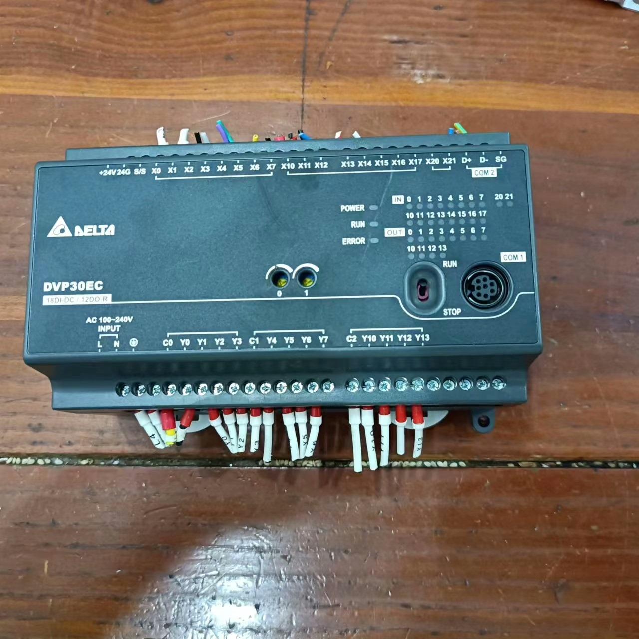 议~台达plc,型号DVP30EC00R3,九成新,功能正常。只