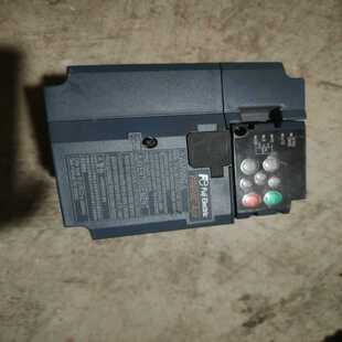 1.5KW 4C富士变频器 380 FRN0004E2S 议