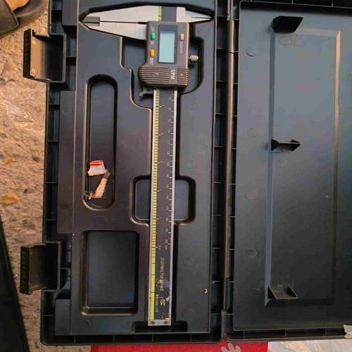 UPM数显卡尺 电子游标卡尺议价