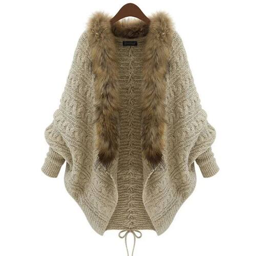 Fluffy collar bat sleeves loose cardigan毛毛领蝙蝠袖宽松开衫