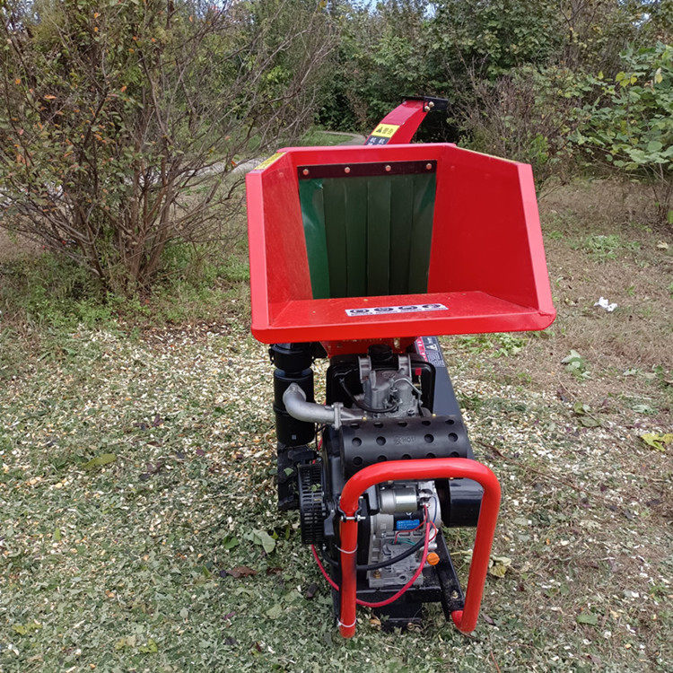 小型树枝粉碎机 果园林碎枝干湿两用小型移动式木材破碎机 碎枝机