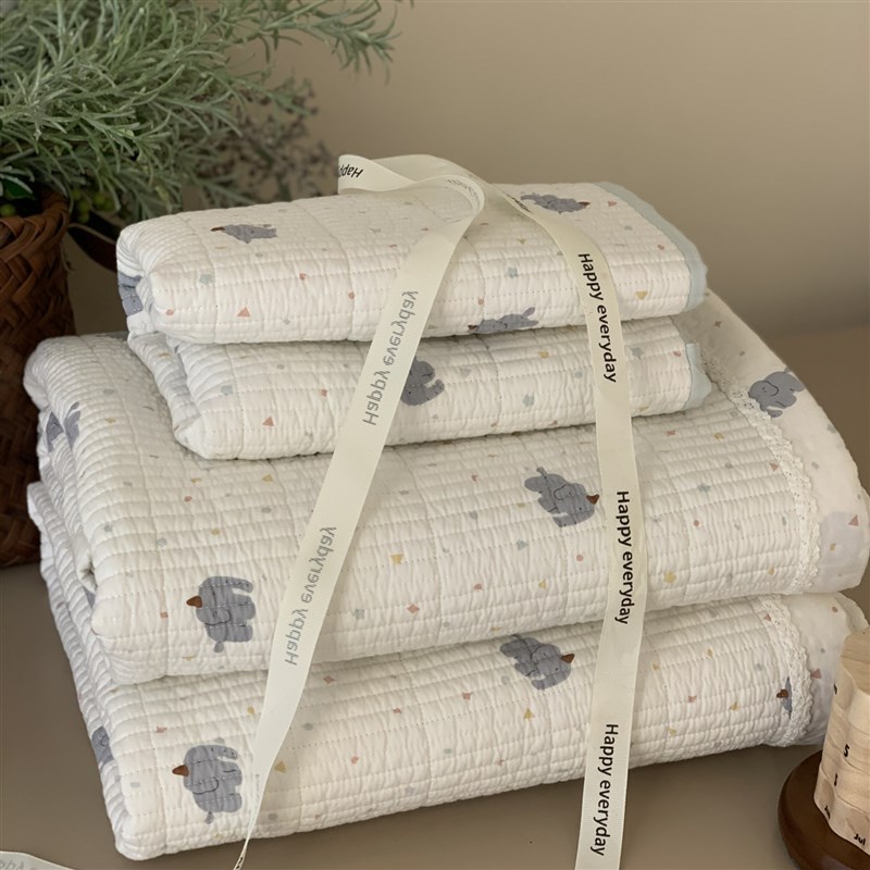 大鹅新品双面全棉床盖150x2z00四季绗缝夹棉防滑不皱床单榻榻米垫