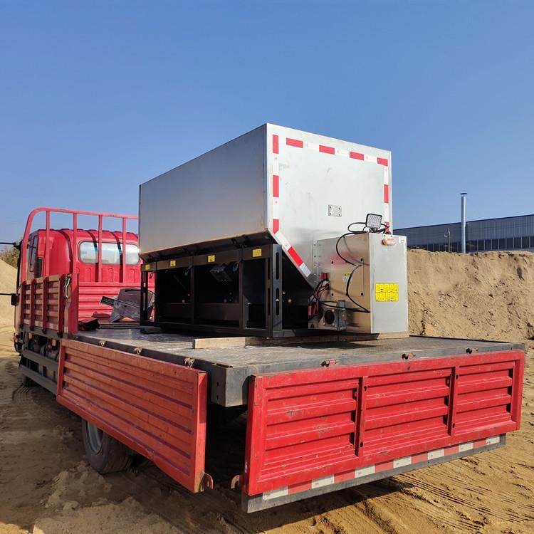 国道马路冬季除雪设备撒盐机 省道高速公路化雪用的融雪剂撒布机