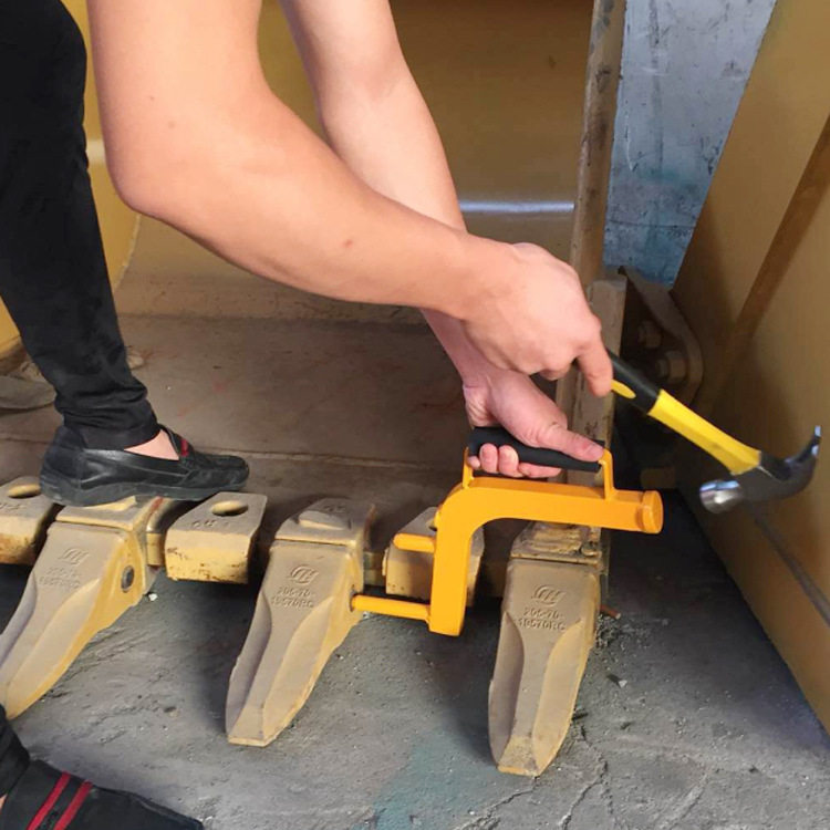 挖掘机换斗齿工具打销器小挖机换斗齿神器打斗齿扳手工具拆装配件