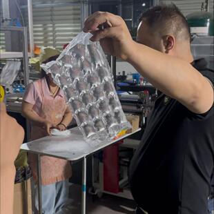 冰袋制袋机格子冰袋机一次性冰袋机