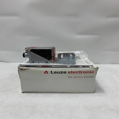 DRC-202IFIX-M1-102-R3 LENZE 漫反射开关