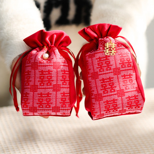 2025新款结婚喜糖布袋子糖果瓜子花生零食包装手提婚礼糖盒免折叠