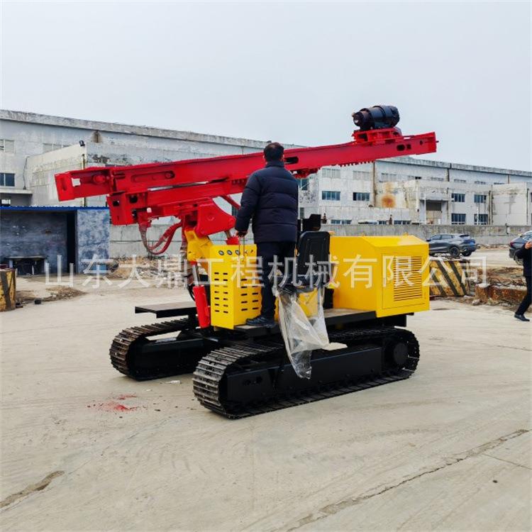 特殊地形橡胶履带钻孔光伏基机虎础打无品牌/桩山机爬型打孔机
