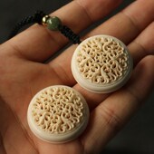 直径3厘米厚f约2.2厘米双面雕花猛犸牙香囊纯手工精工制作香道香