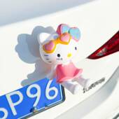 猫车尾件车载摆网红卡GUI通可车爱公仔汽车外件玩偶后挂备箱尾装