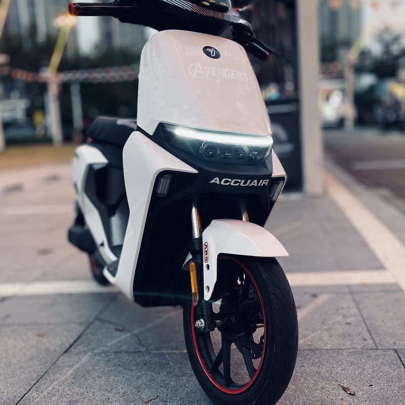 适用九号电动车Mmax90E100200N70c80cF90M85装饰车头反光车头贴