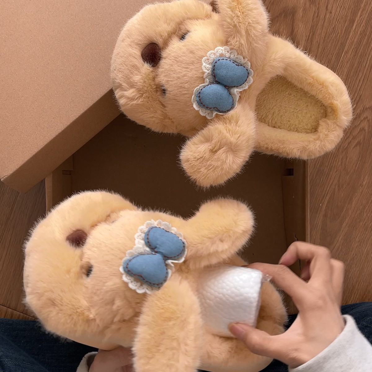 竹天帛可爱蓝色蝴蝶结小狗毛毛拖鞋女秋冬新款厚底百搭包头拖鞋