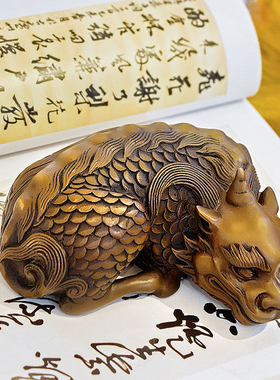 热销獬豸摆件故宫铜麒麟镇纸尺创意书房工艺客厅家居红酒架酒柜装