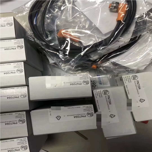 易福门全新原装正品，现货，OGP700，PA9021，PQ7~议价