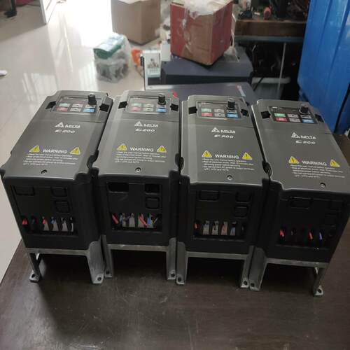 议~台达变频器VFD015CB43A-20   1.5KW