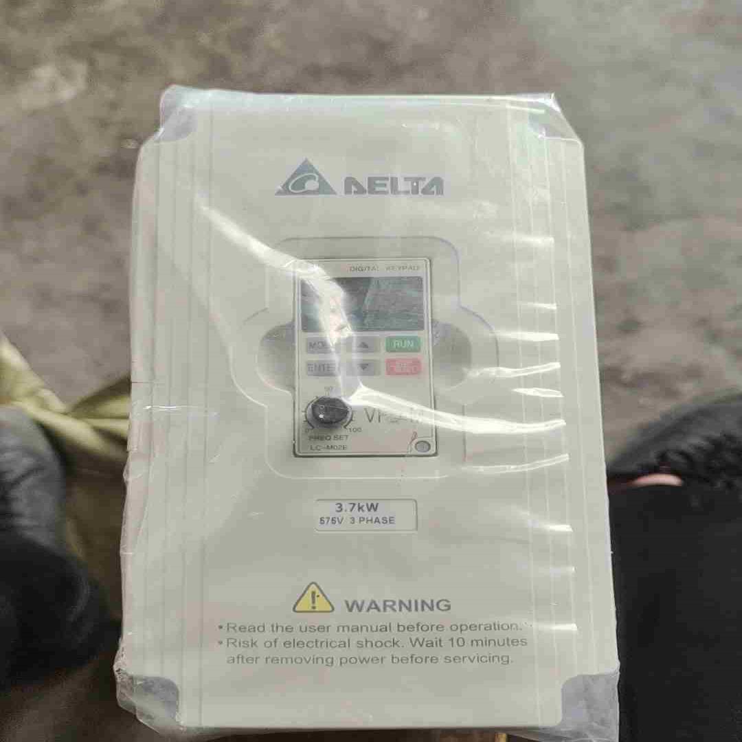 未使用台达变频器    没有外包装了议价