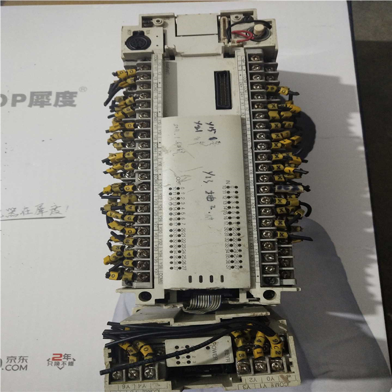 【顺庆】现拆机的 三菱PLC，型号FX2N一64MR一001，成色如【议价