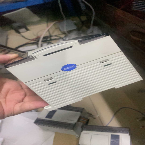 信捷XD5E-30T4-E，功能包好，实物拍摄~议价