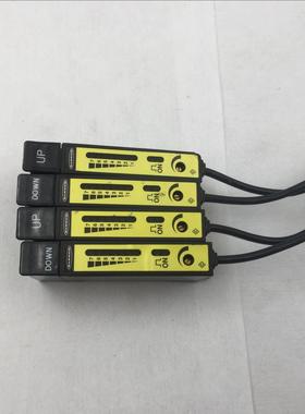 BANNER邦纳光纤放大器D12SP6FP四个有两个卡扣破了D10DPFP一个