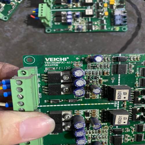 (议价)伟创AC60-T3-700G变频器主板 驱动板 互感器