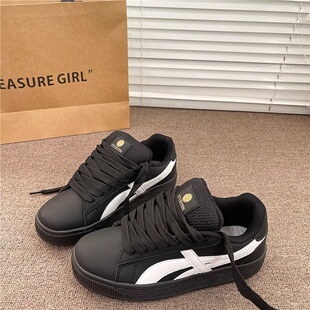 港风复古黑色面包鞋女ins潮2025春季新款学生百搭运动休闲板鞋男