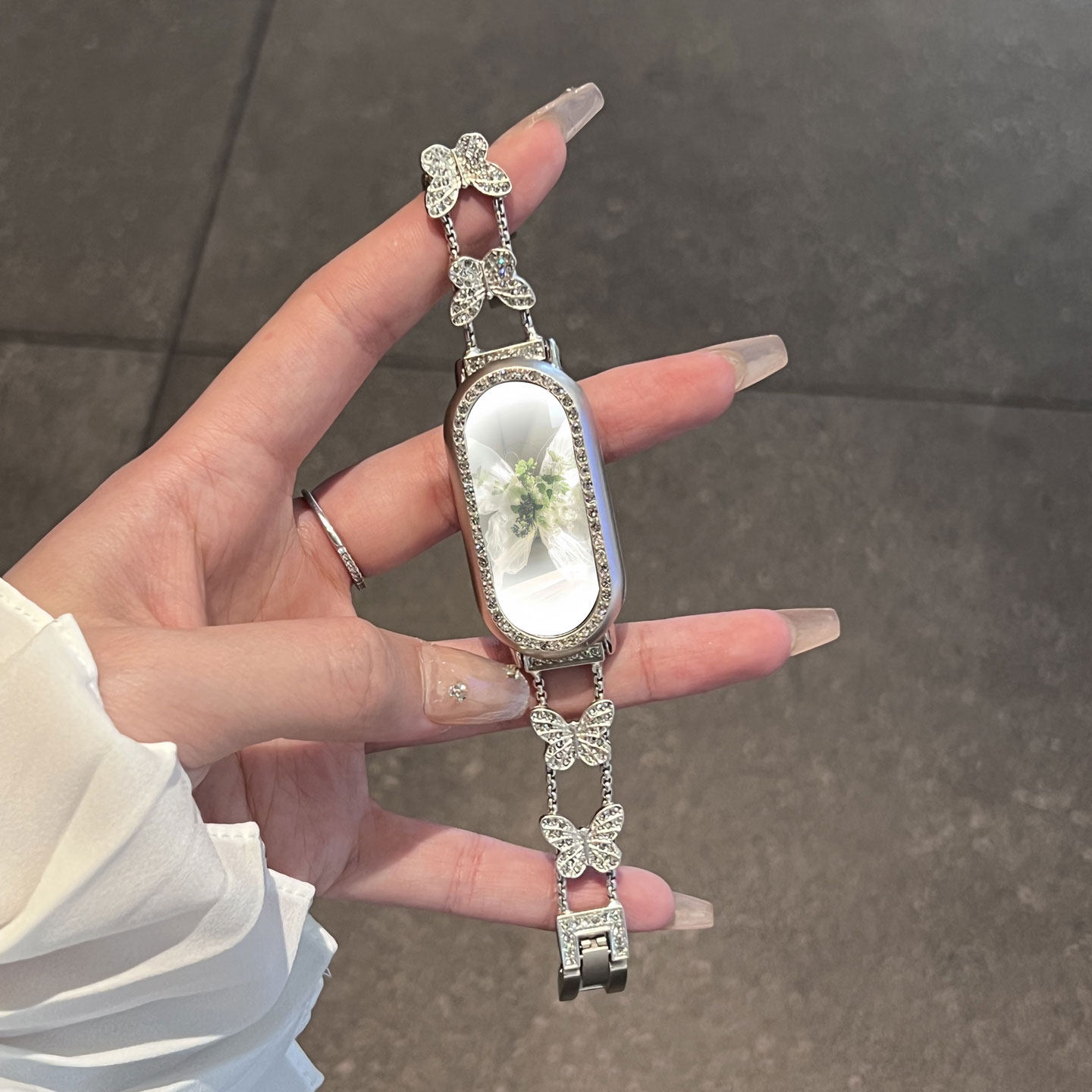 闪钻蝴蝶手链适用小米手环10表带新款专用9女生8NFC夏天金属陶瓷