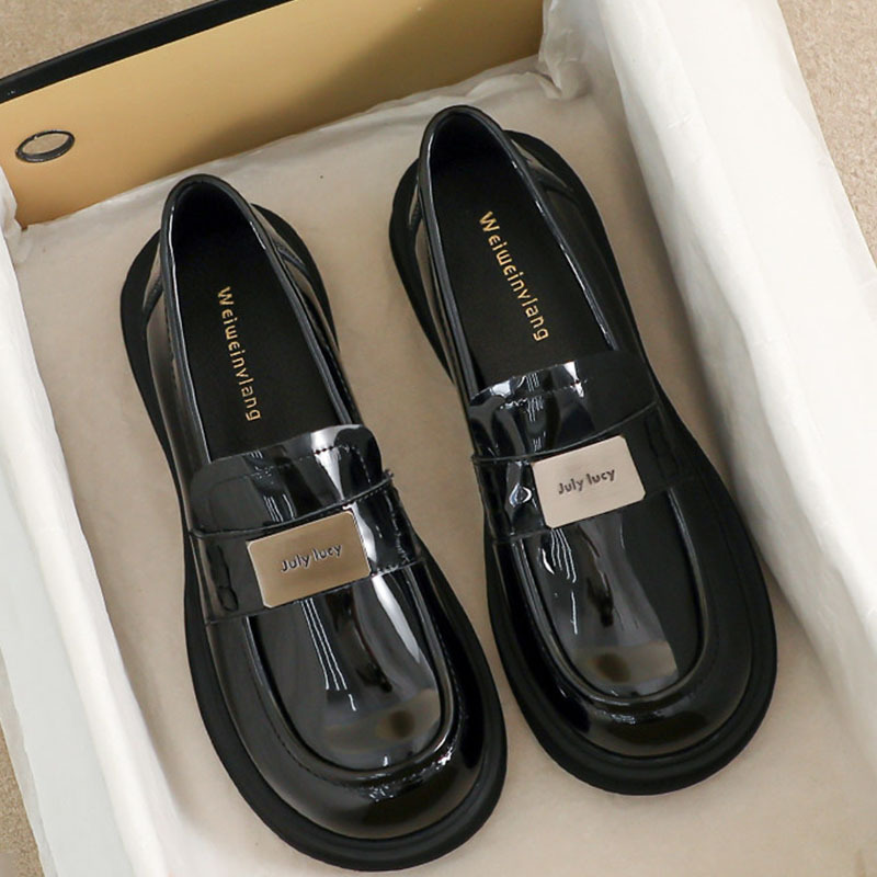 厚底圆头小皮鞋女2025秋季新款百搭软底单鞋英伦风真皮大码乐福鞋