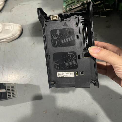 询价~AB 罗克韦尔25-COMM-E2P   有两张