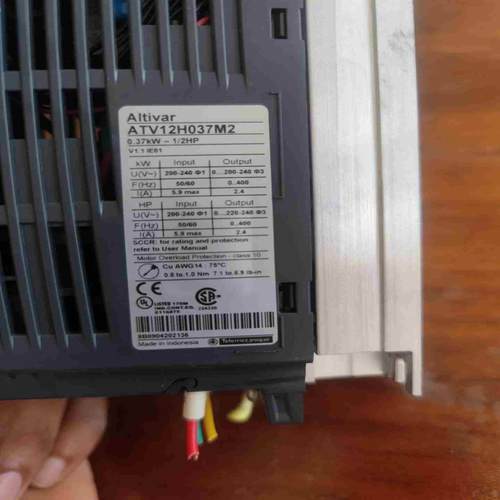 施耐德ATV12H037M2变频器议价