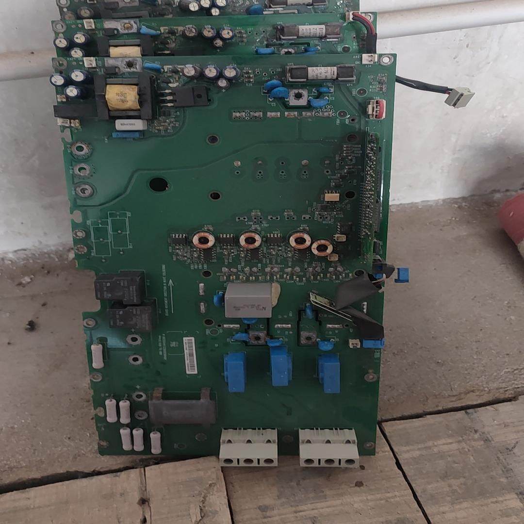 ABB变频器acs800驱动板~议价,3C数码配件,其它配件,淘宝优惠券,粉丝福利购,淘宝优惠卷