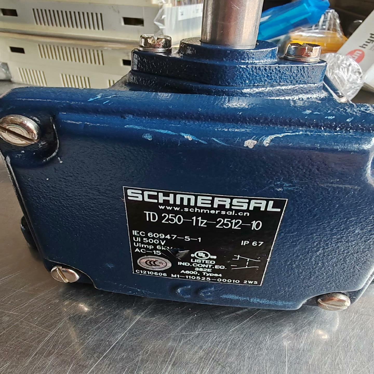 议~施迈赛行程限位开关SCHMERSAL，TD250-11Z-2