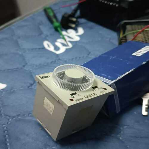 和泉电气时间继电器GEIA-C10MAD24实物图议价~询价