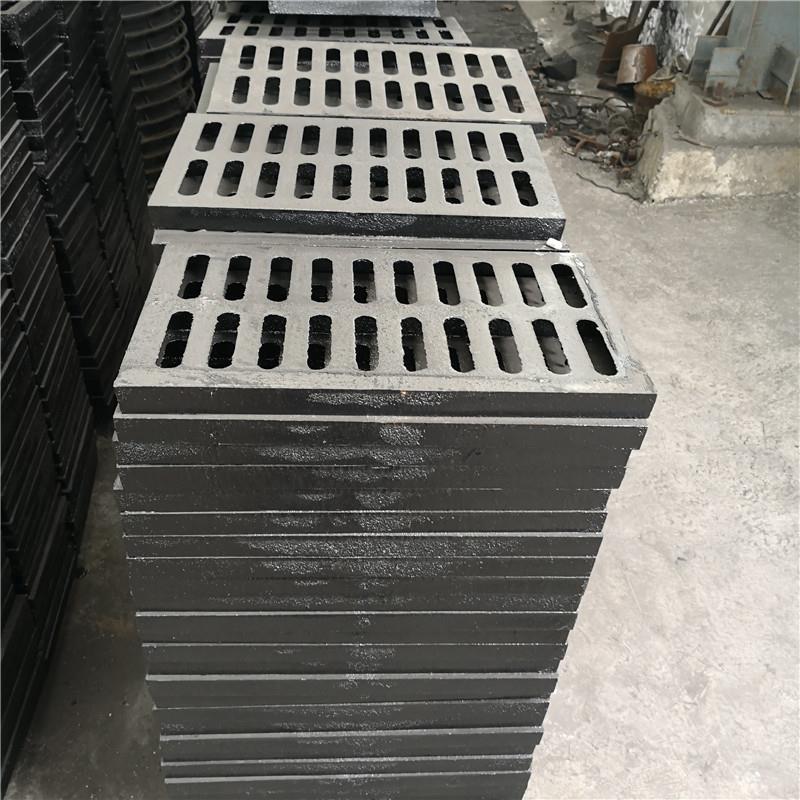 球墨铸铁井盖道路铸铁井盖DN700球墨铸铁圆井盖700防沉降井盖