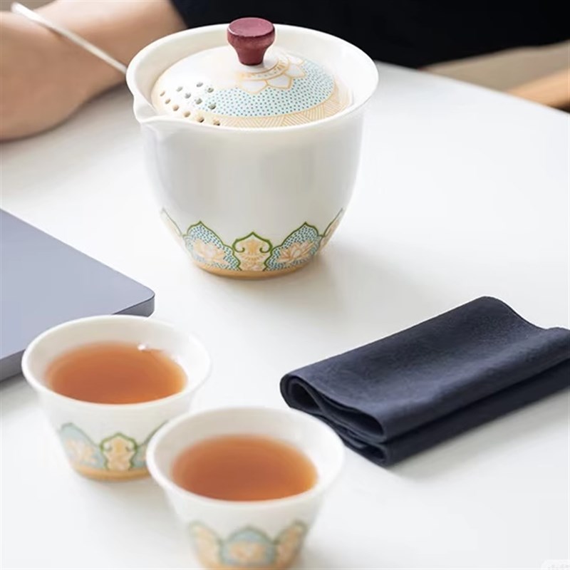 又见造物莲花宝相快客杯一N壶两杯(不带包)