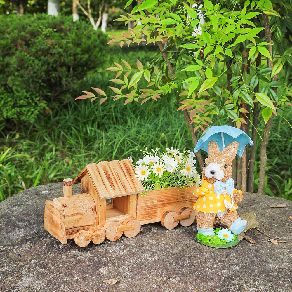 速发创意实木火车儿件幼摆园环庭微景观草编兔户外台创院橱窗摆设