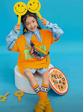 速发橙色童脸柠檬手拿板儿笑白摄主题拍色道具圆柱体镜五角星