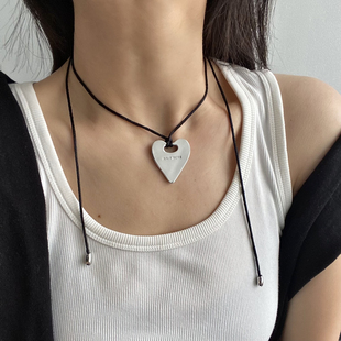 拉丝白色小众项链女 项链 春野森川｜新款 黑绳子不锈钢长款