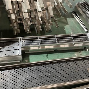 烧烤炉子木炭烤h炉不锈钢加厚包钢炉无烟烧烤炉户外摆摊商用烧烤