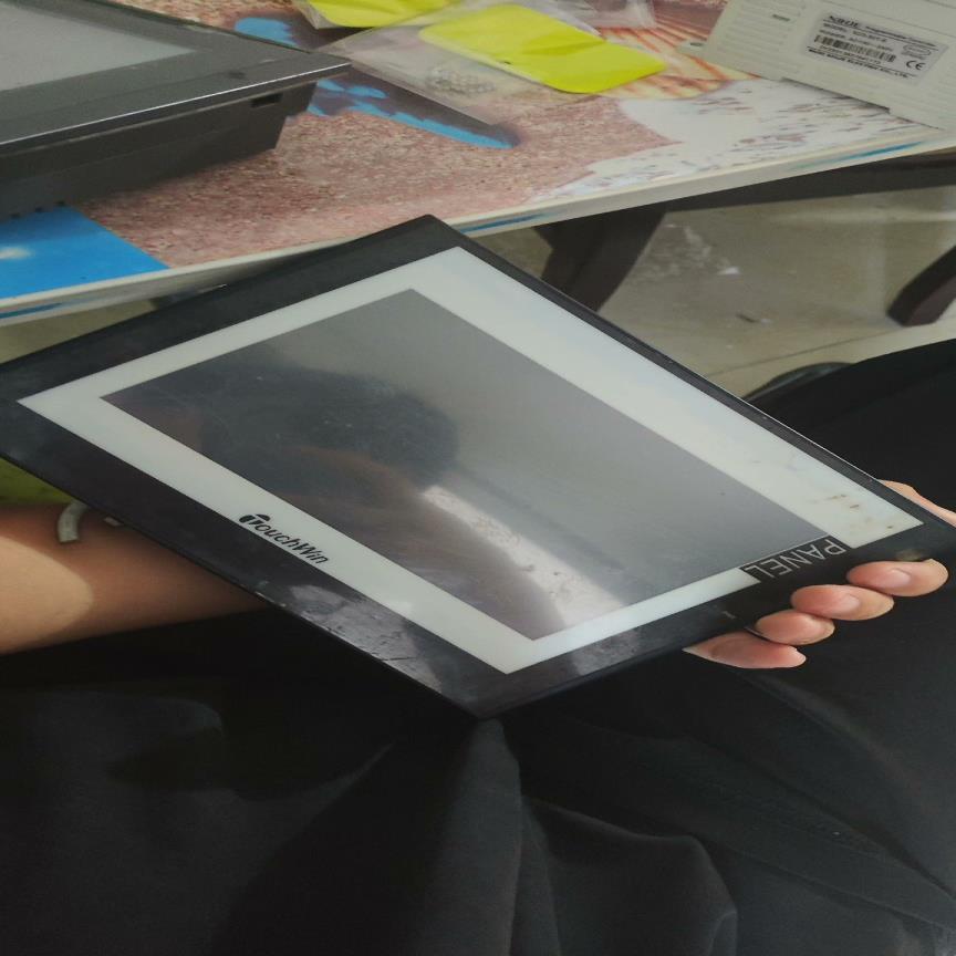 信捷触摸屏TG765-WX   成色如图，功能包好的拆机（耶耶电子）