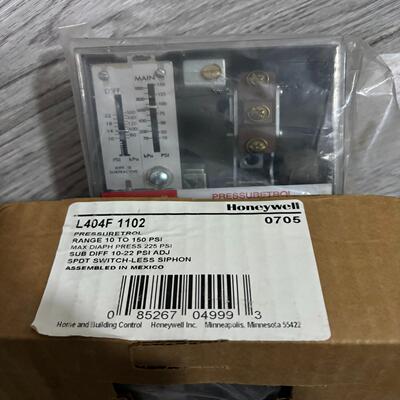 议价~L404F 1102蒸汽压力开关