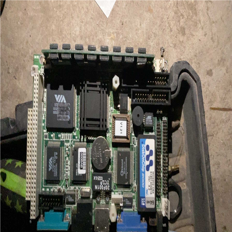 （仔仔配件）研华 PCM-1823 REV.B1 02-1  PCM-4