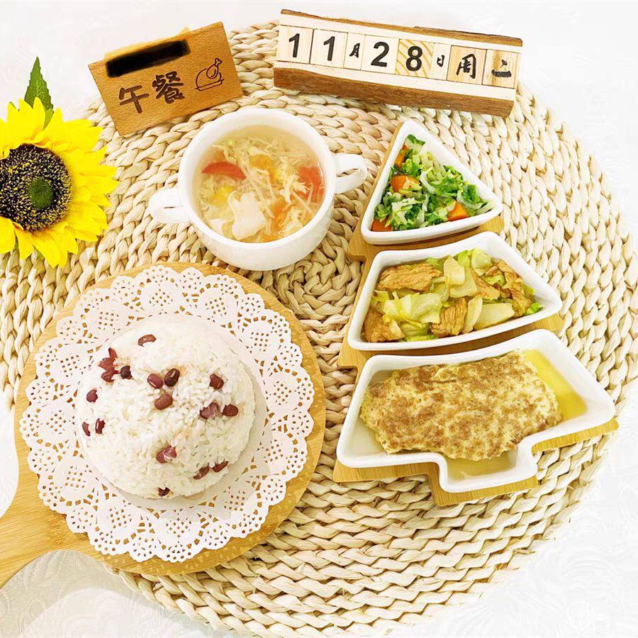 幼儿园午餐早餐食谱拍照道具餐盘美食摄影摆件装饰日历相框背景布