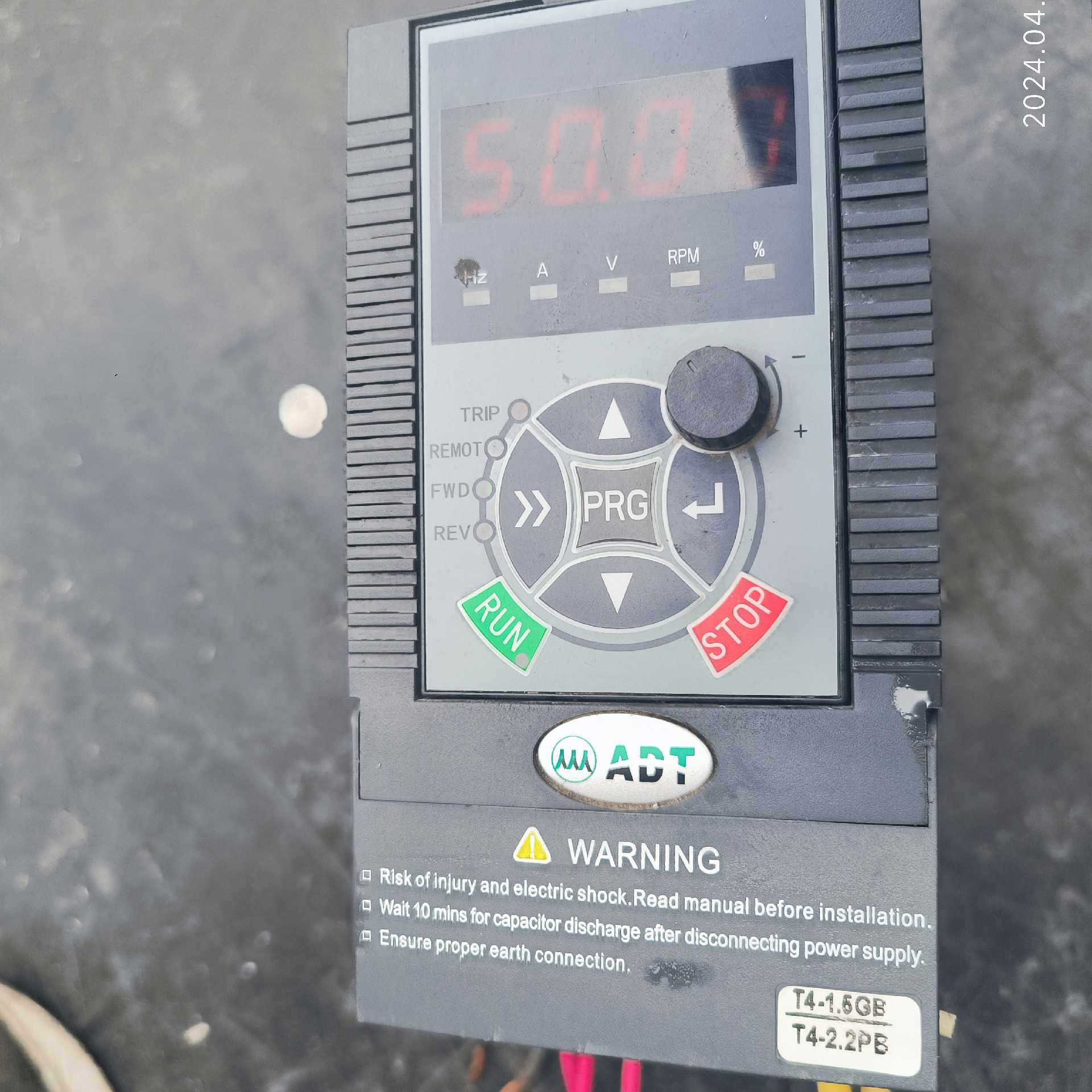 议~澳地特变频器型号AD200-T41R5GB/2R2PB