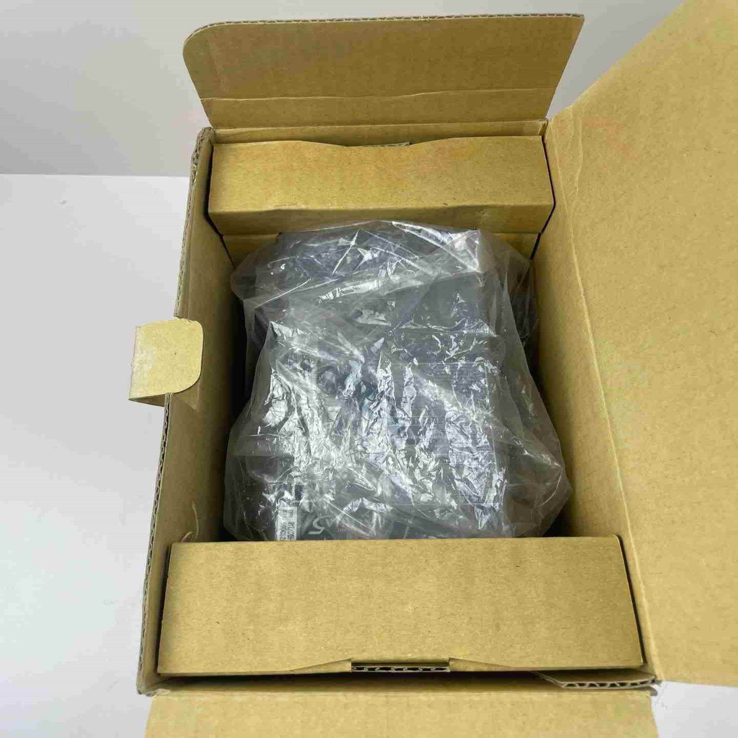 富士变频器RYT202D5-VS2开封未使用过议价