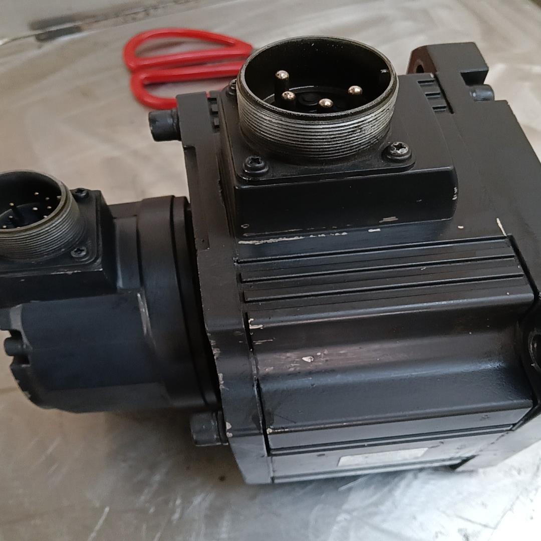 非实价三菱伺服电机-SFE202三菱伺服电机2kw一（卡套电子）