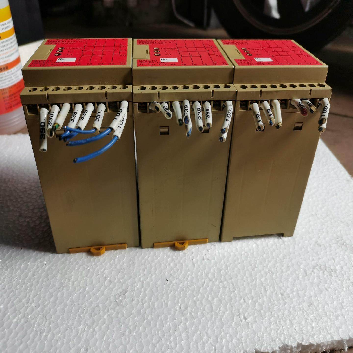 安全继电器G9S-301.，成色如图，功能(崽崽配件）